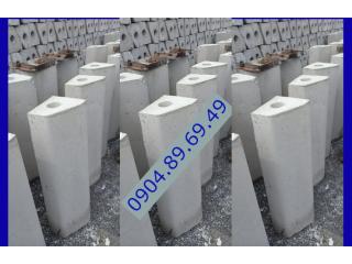 Bó vỉa bê tông cong
